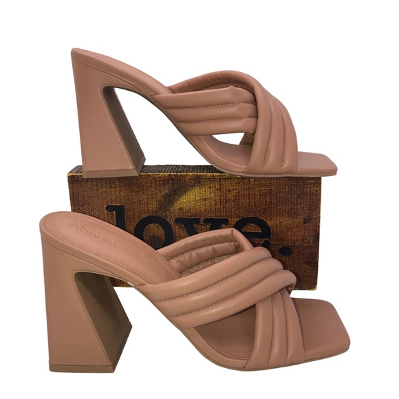 ABOUND Pearl Puff Criss-Cross Flare Block Heel Chunky Slide On Sandals Size 8.5 - Picture 1 of 15